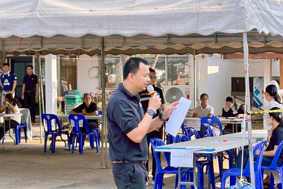 ส่งมอบหีบบัตรเลือกตั้ง และวัสดุอุปกรณ์การเลือกตั้ง