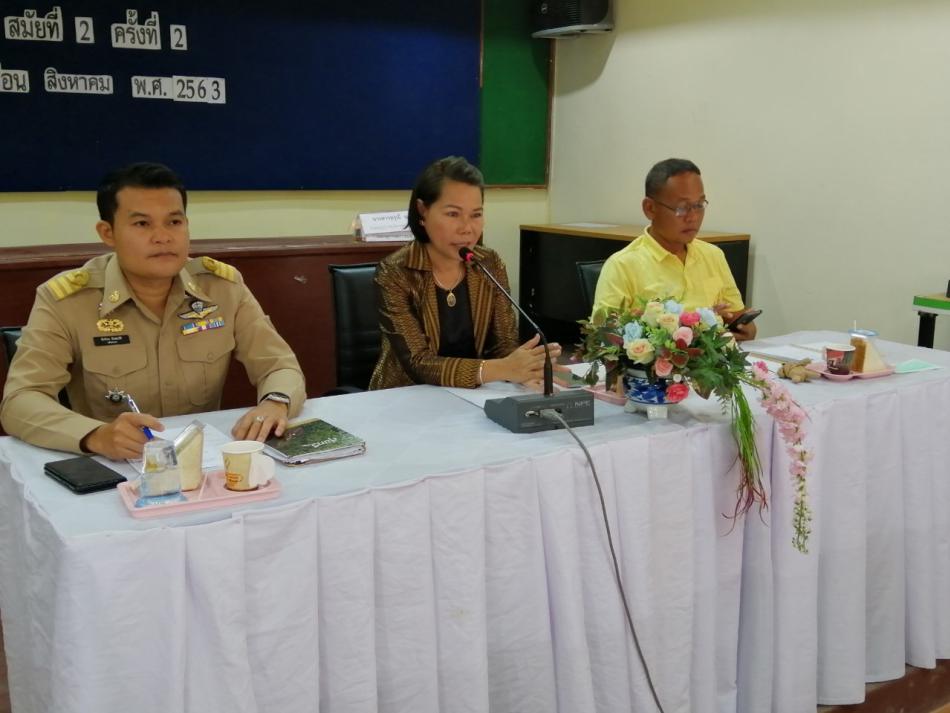 ประชุมสมาชิกสภาฯ กำนัน ผู้ใหญ่บ้าน เพื่อเตรียมความพร้อมจัดโครงการสืบสานวัฒนธรรมประเพณีลอยกระทง ประจำปีงบประมาณ 2564