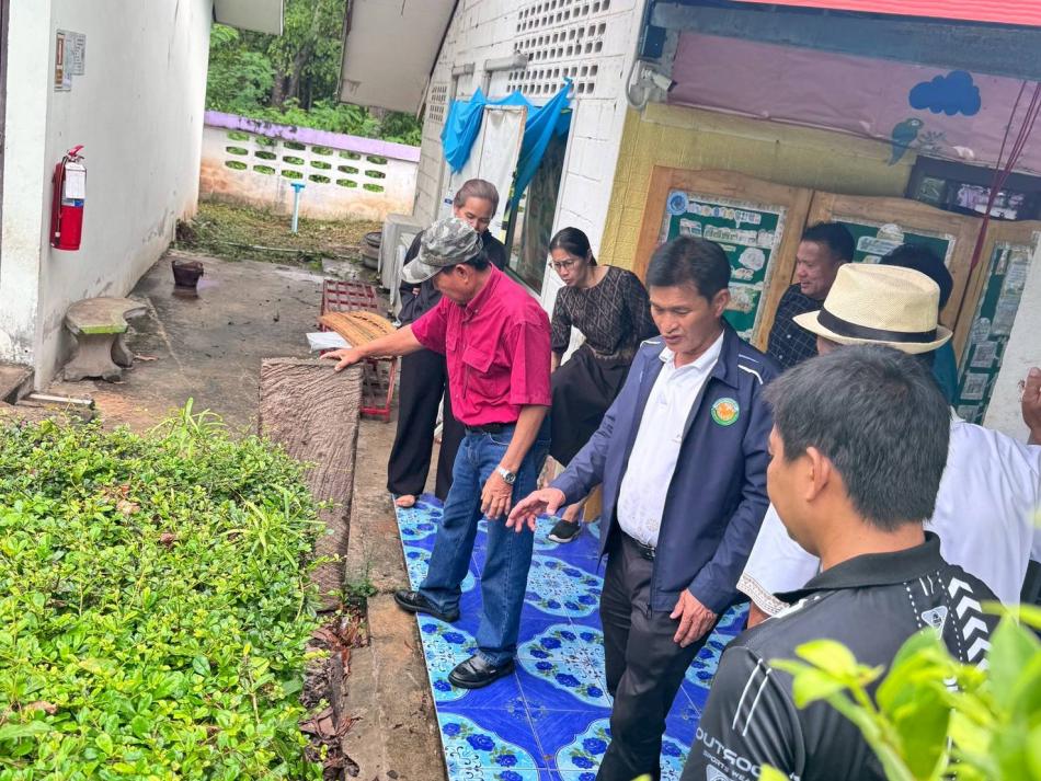 สำรวจพื้นที่และปรับปรุงภูมิทัศน์รอบบริเวณ ศพด.ลาดชุมพล