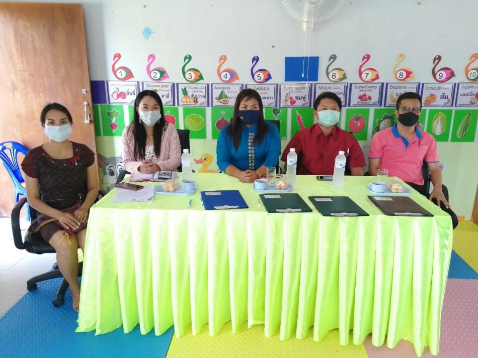 ตรวจนิเทศติดตามการจัดการศึกษาของศูนย์พัฒนาเด็กเล็กตามาตรฐานสถานพัฒนาเด็กเล็กปฐมวัยแห่งชาติ  (ต้นแบบระดับอำเภอ)